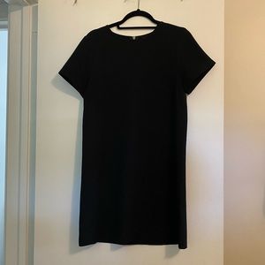 Felicity and Coco size XS black short sleeve dress